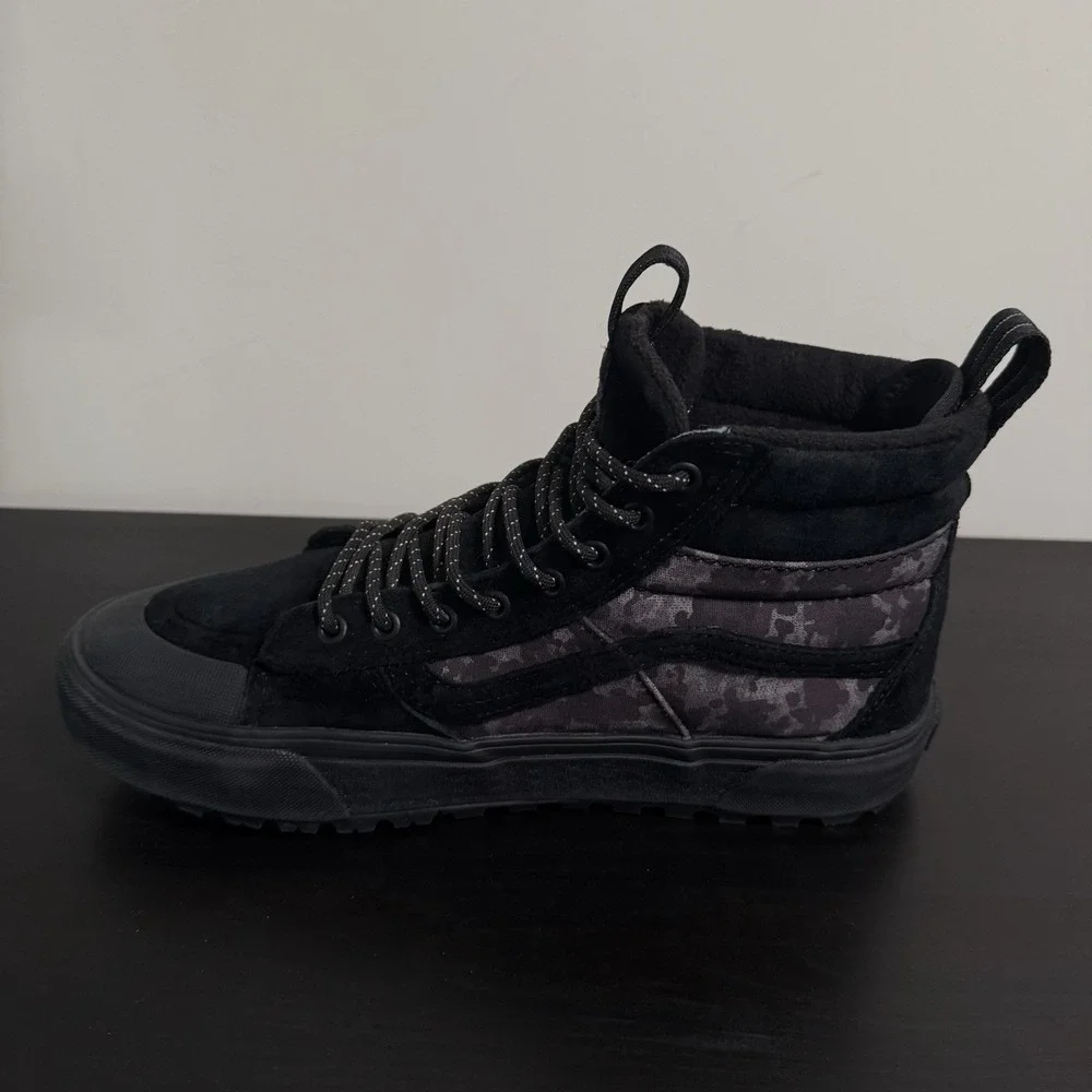 Vans Sk8-Hi MTE HydroGuard 360 Waterproof Boots Mens 10.5 Black Suede Camo High